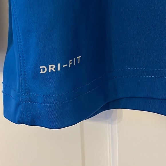 Nike Dri-Fit Long Sleeve Tee Size Small - Picture 3 of 9